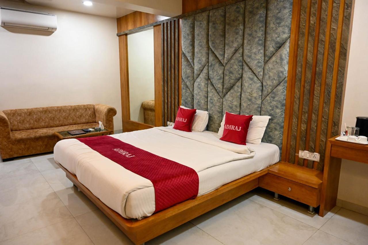 Hotel Adiraj Residency Navi Mumbai Esterno foto