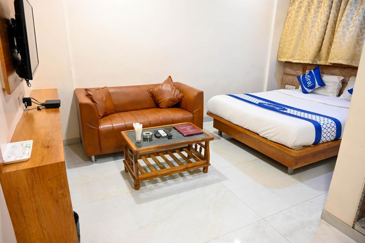 Hotel Adiraj Residency Navi Mumbai Esterno foto