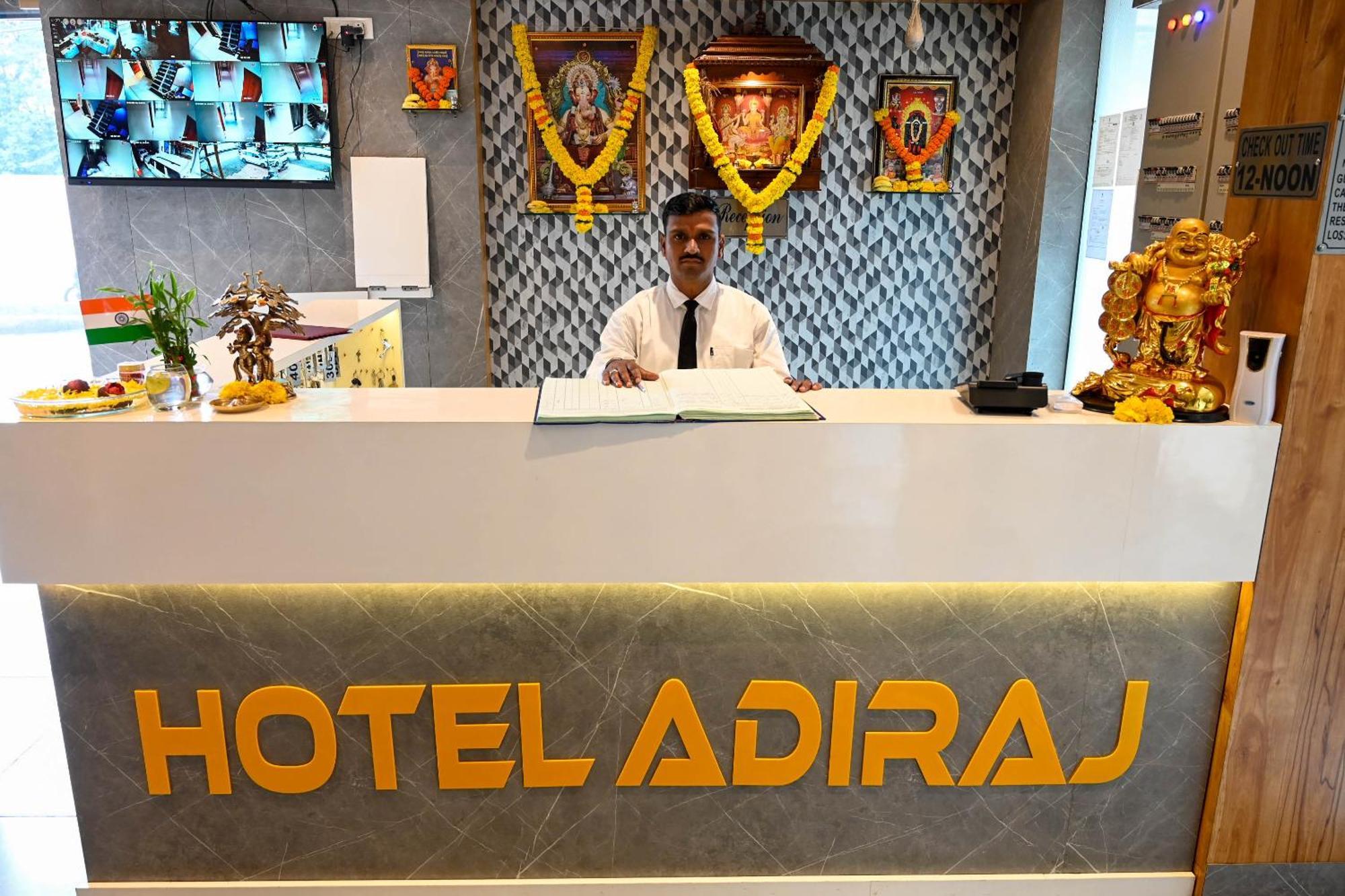 Hotel Adiraj Residency Navi Mumbai Esterno foto