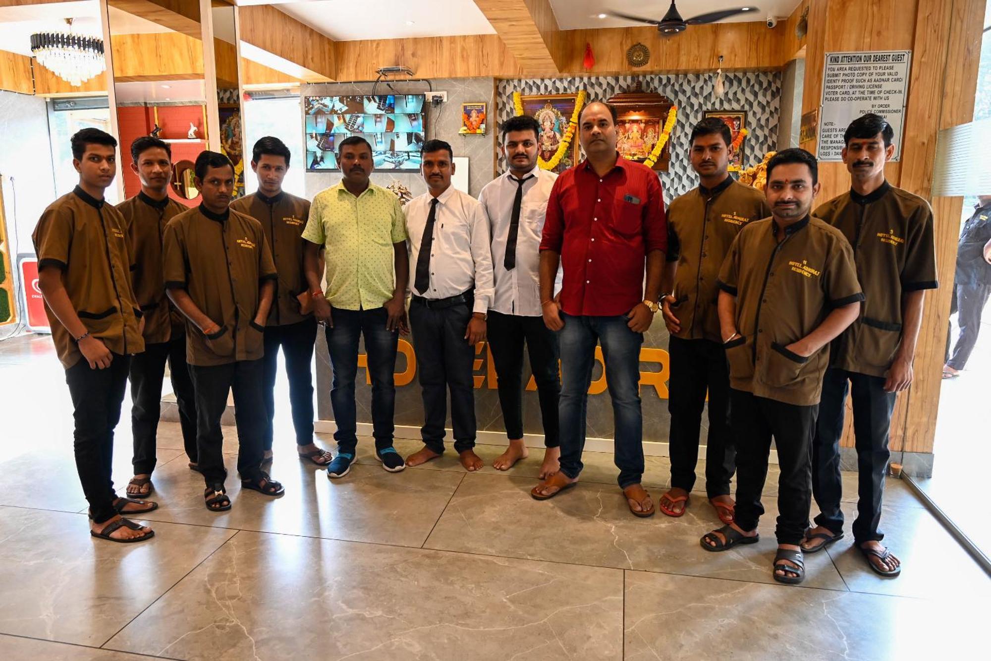 Hotel Adiraj Residency Navi Mumbai Esterno foto