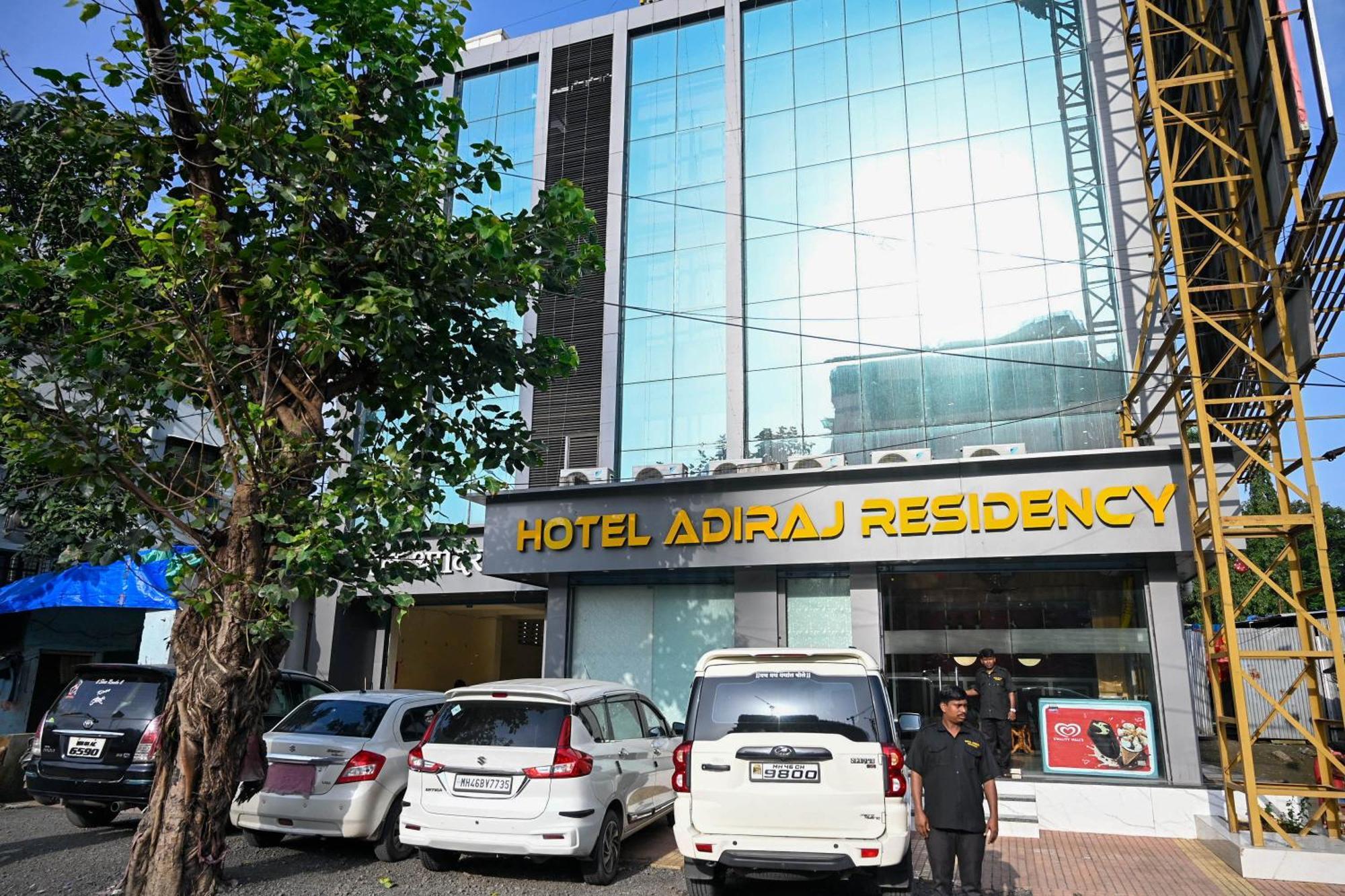 Hotel Adiraj Residency Navi Mumbai Esterno foto