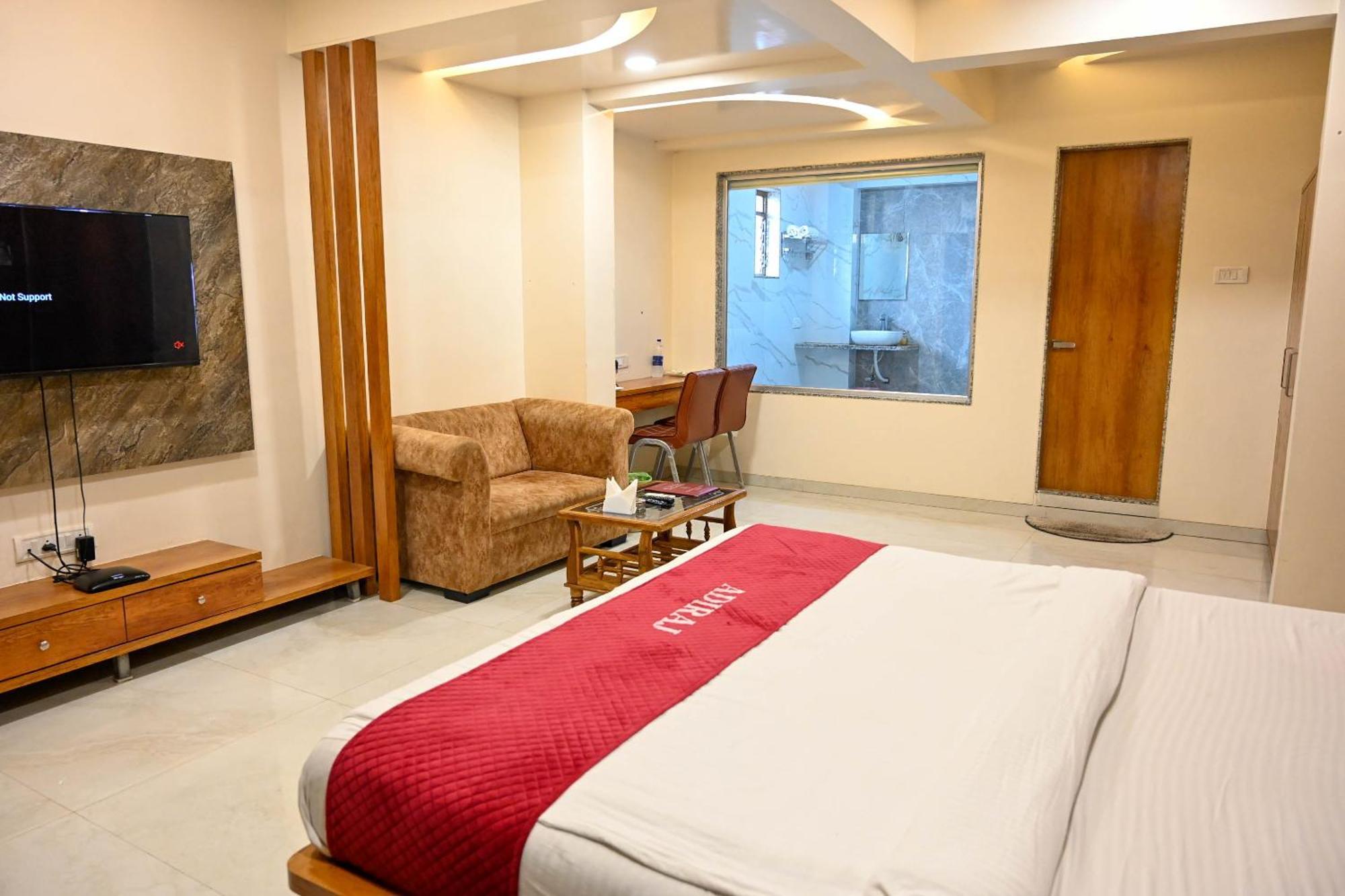 Hotel Adiraj Residency Navi Mumbai Esterno foto