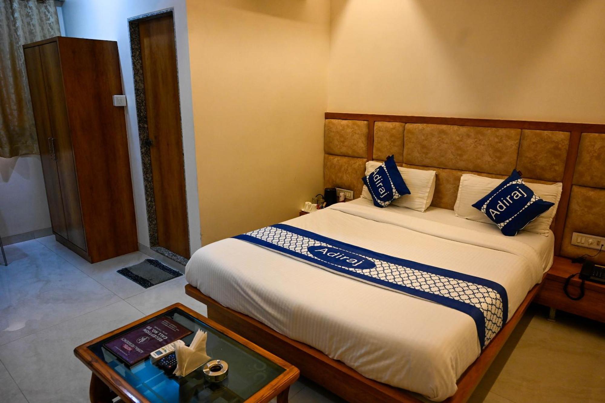 Hotel Adiraj Residency Navi Mumbai Esterno foto