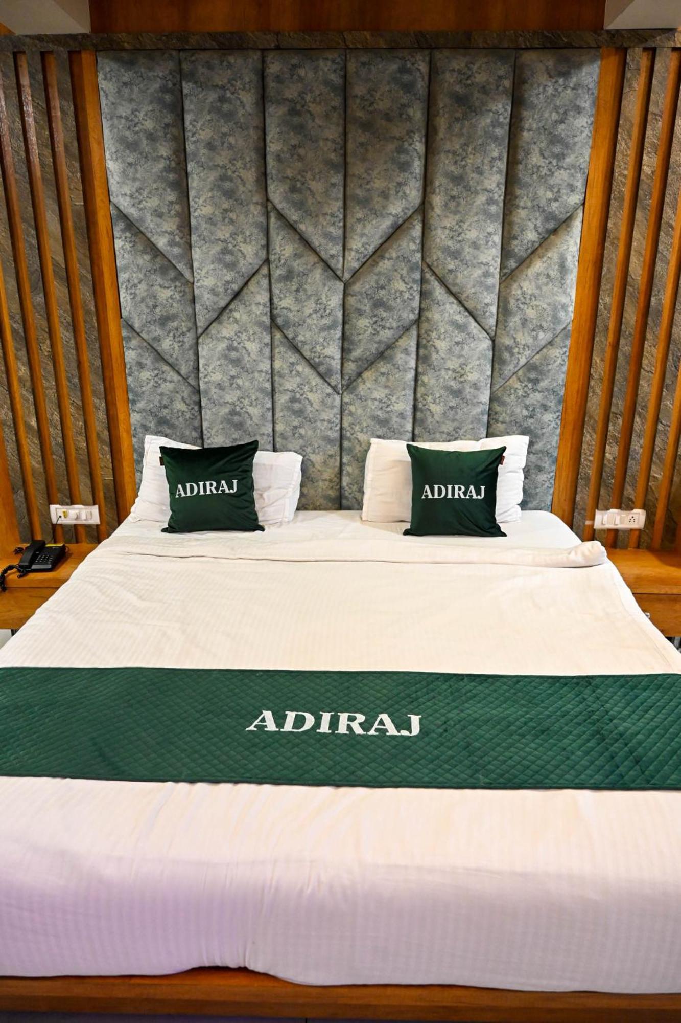 Hotel Adiraj Residency Navi Mumbai Esterno foto